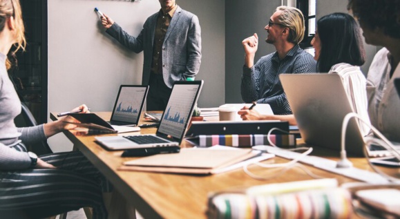 📢 APPEL À PROJETS ►𝐌𝐀𝐍𝐀𝐆𝐄𝐑 𝐃𝐄𝐒 𝐄𝐍𝐓𝐑𝐄𝐏𝐑𝐈𝐒𝐄𝐒 & 𝐃𝐄𝐒 𝐎𝐑𝐆𝐀𝐍𝐈𝐒𝐀𝐓𝐈𝐎𝐍𝐒